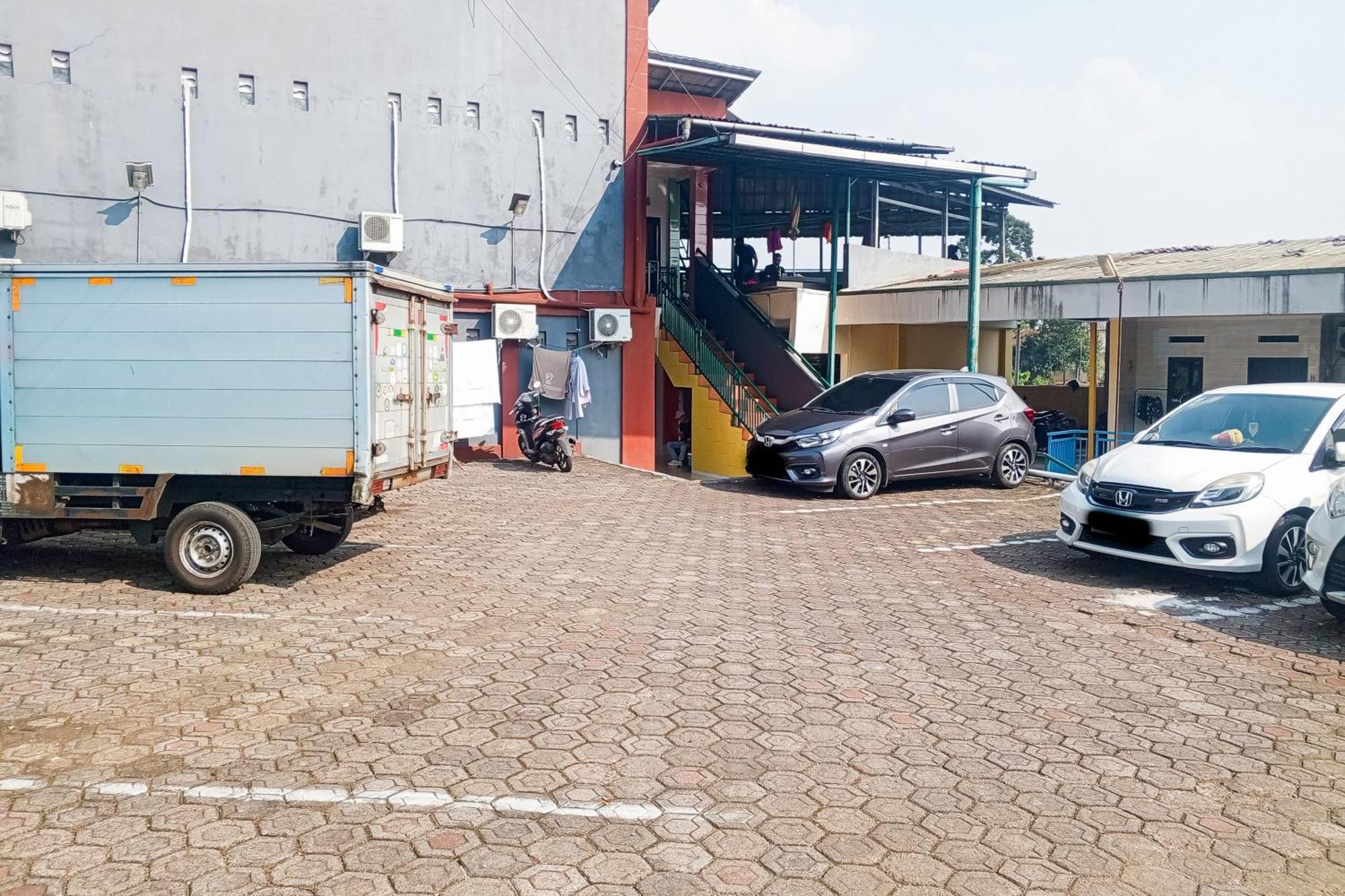 Malibu Syariah Bogor Redpartner 호텔 외부 사진